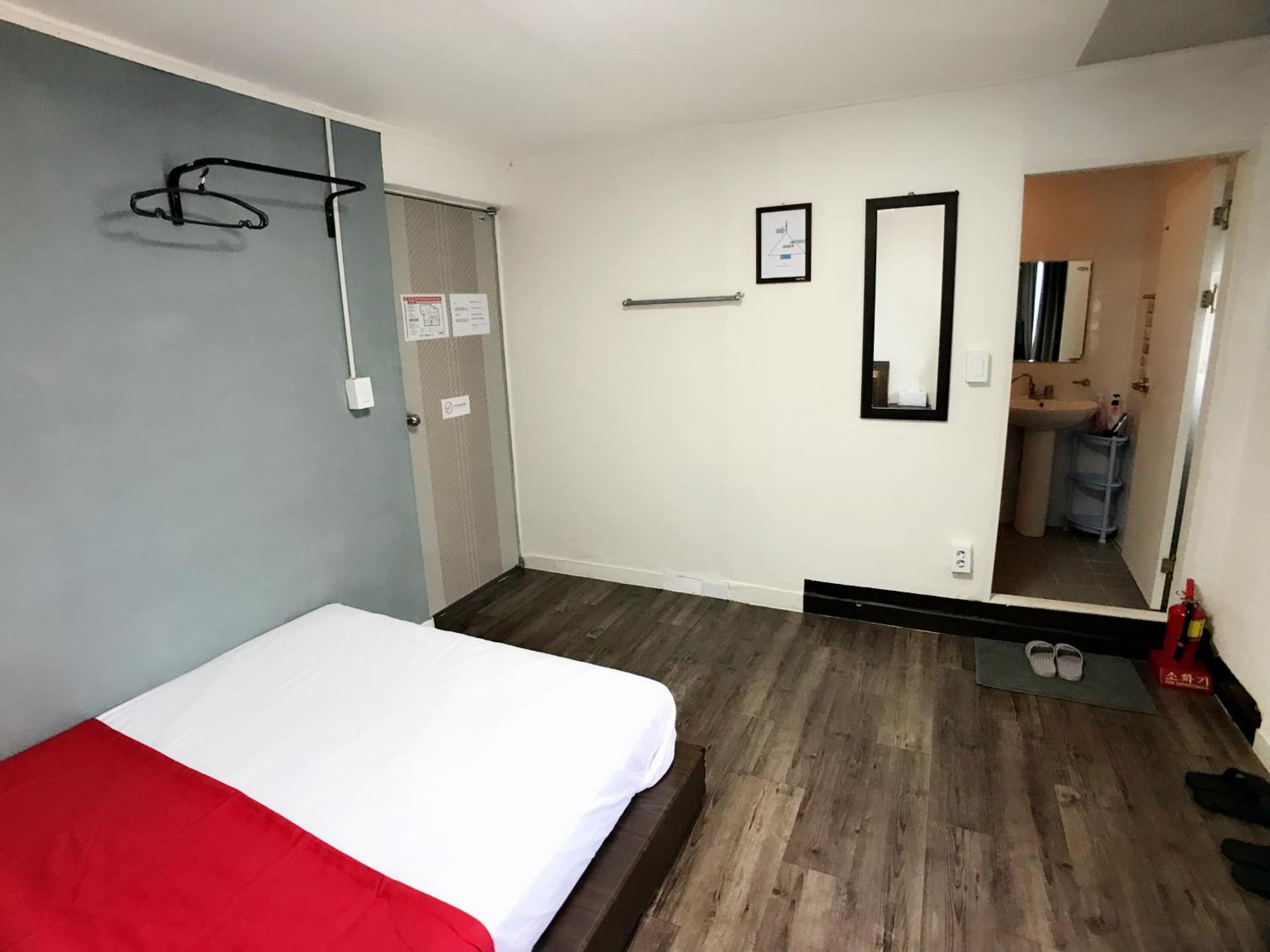 首爾 1012南山旅馆酒店 客房 照片